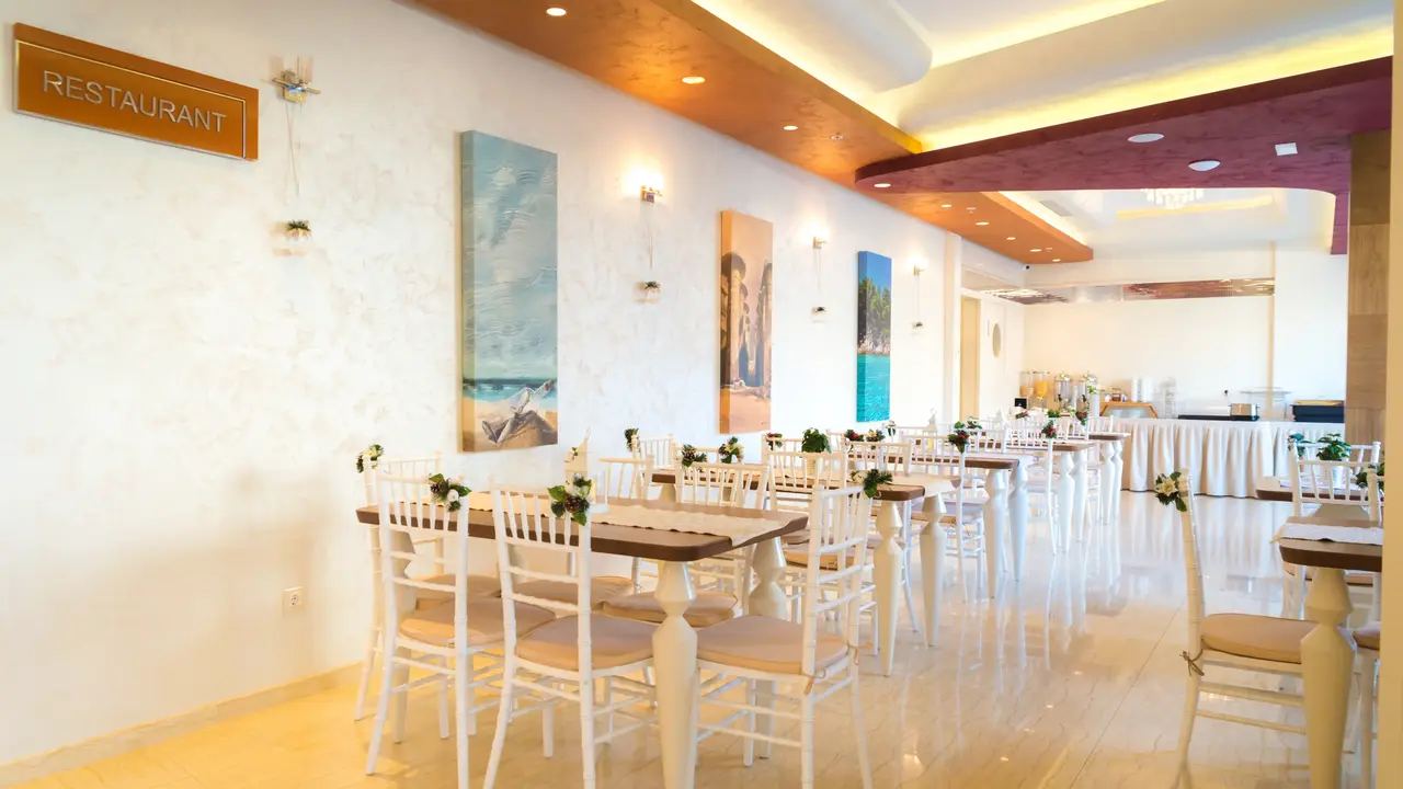 HOTEL KADMO BY AYCON