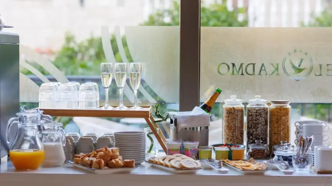 HOTEL KADMO BY AYCON