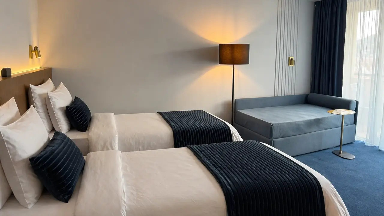 HOTEL KADMO BY AYCON