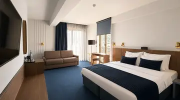 HOTEL KADMO BY AYCON