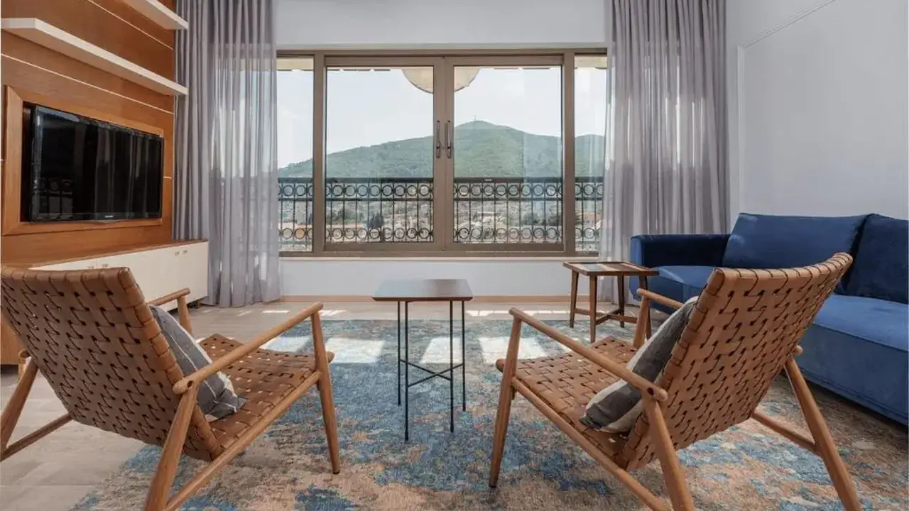HOTEL KADMO BY AYCON