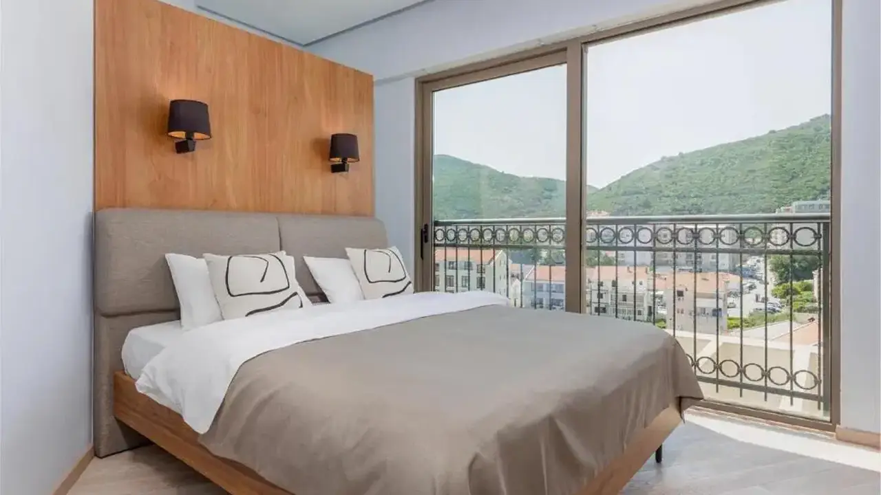 HOTEL KADMO BY AYCON