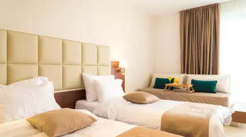 HOTEL KADMO BY AYCON