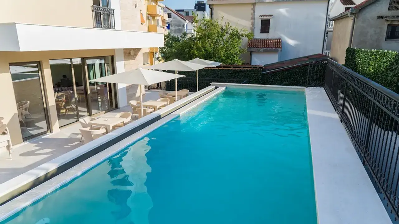 HOTEL KADMO BY AYCON