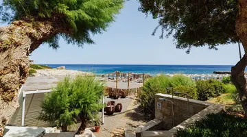 Hotel Kakkos Bay