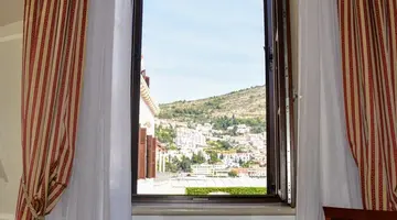 Hotel Kazbek