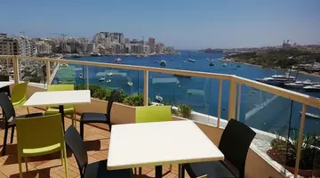 HOTEL KENNEDY NOVA