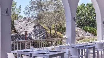 Hotel Kiotari Miraluna