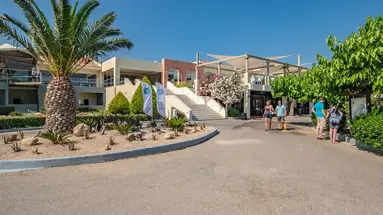 Hotel Kipriotis Village Resort