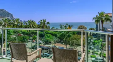 HOTEL KLEOPATRA BLUE HAWAII