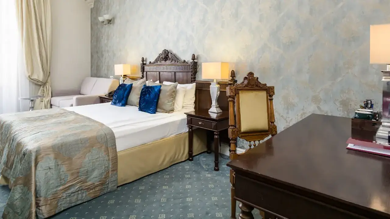 Hotel Kolegiacki