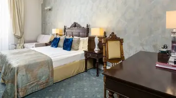 Hotel Kolegiacki