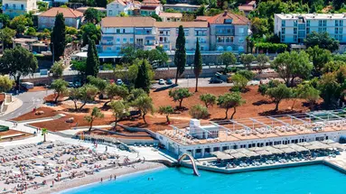Hotel Komodor