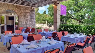 Hotel Komodor