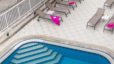 HOTEL KOMODOR