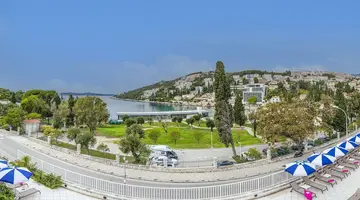 Hotel Komodor
