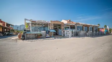 Hotel Kormoranos Beach