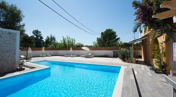 Hotel Kormoranos Beach