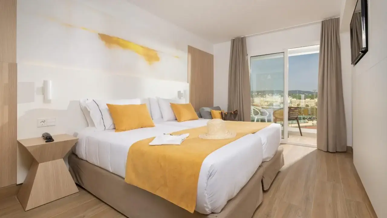 Hotel L Azure - Lloret