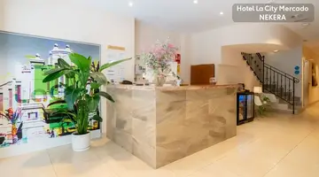 Hotel La City Mercado