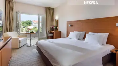 HOTEL LA LUNA