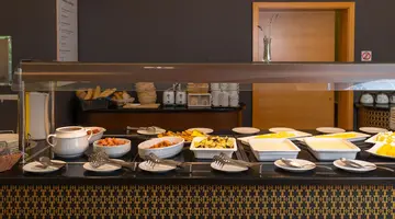 HOTEL LA LUNA****