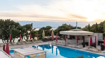 HOTEL LA LUNA****