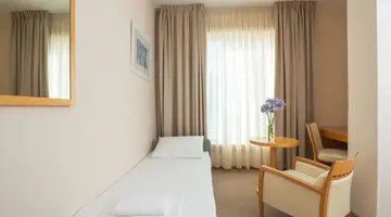 HOTEL LA LUNA****