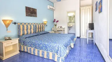 Hotel La Scogliera