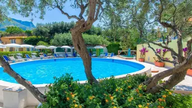 Hotel La Scogliera