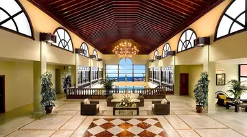 Hotel Las Olas