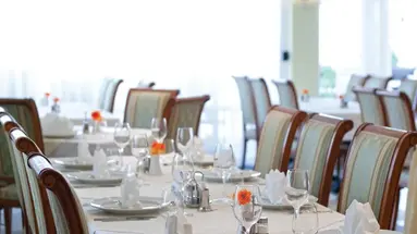 HOTEL LAURENTUM