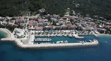 HOTEL LAURENTUM