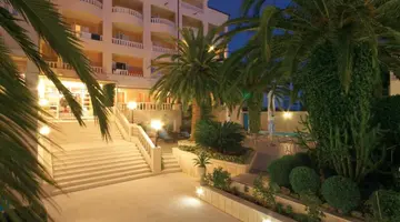 HOTEL LAURENTUM