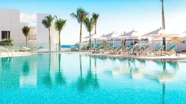 Hotel Lava Beach