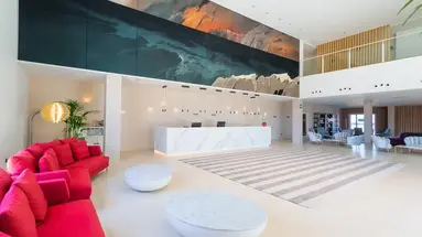 Hotel Lava Beach