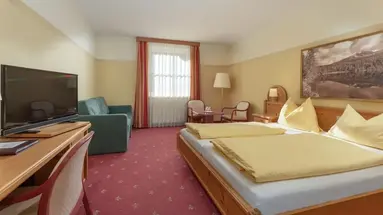 Hotel Lebzelter