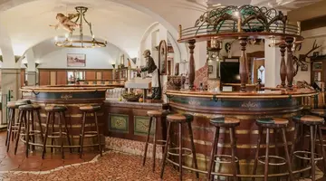 Hotel Lebzelter