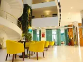 HOTEL LEONARDO