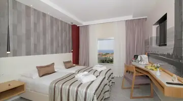 HOTEL LERO****