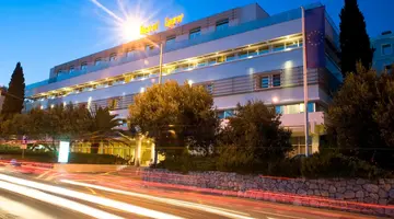 HOTEL LERO