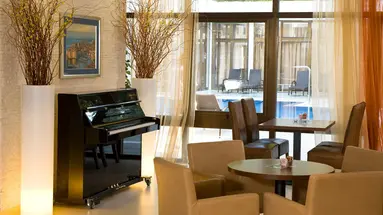 HOTEL LERO