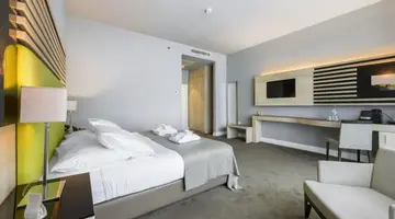 HOTEL LERO