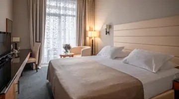 HOTEL LERO