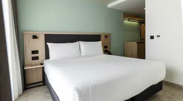 Hotel Levante St. Julian's Affiliated by Melia