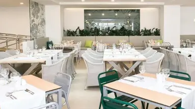Hotel LIVVO Anamar Suites