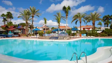 Hotel LIVVO Dunagolf Suites