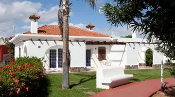 Hotel LIVVO Dunagolf Suites