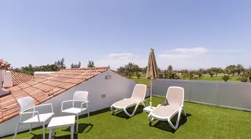 Hotel LIVVO Dunagolf Suites