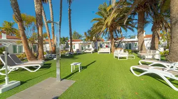 Hotel LIVVO Dunagolf Suites